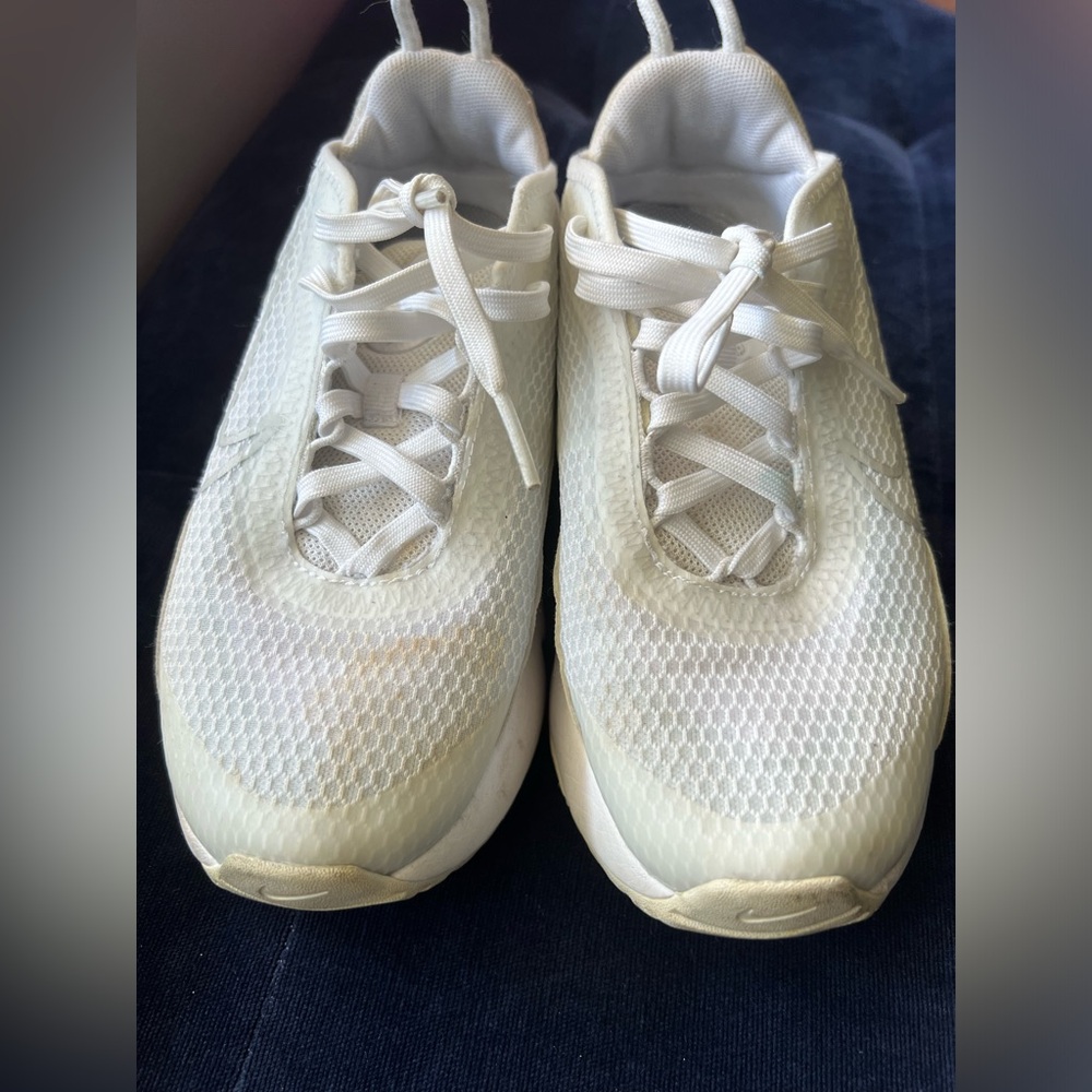 Airmax size 2y